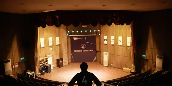 Auditorium-7-600x300