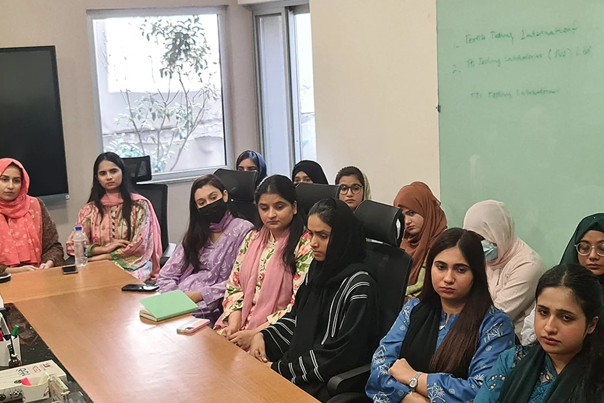 's Three-Week LabXpert Workshop Conclusion with Industry Visit (6)