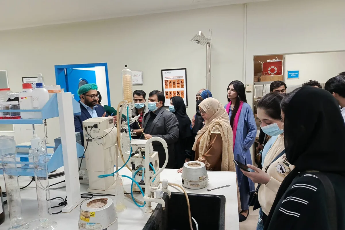 ' Industry Visit to Herbion Pvt. Ltd (5)