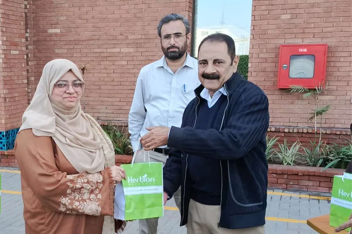 ' Industry Visit to Herbion Pvt. Ltd (9)