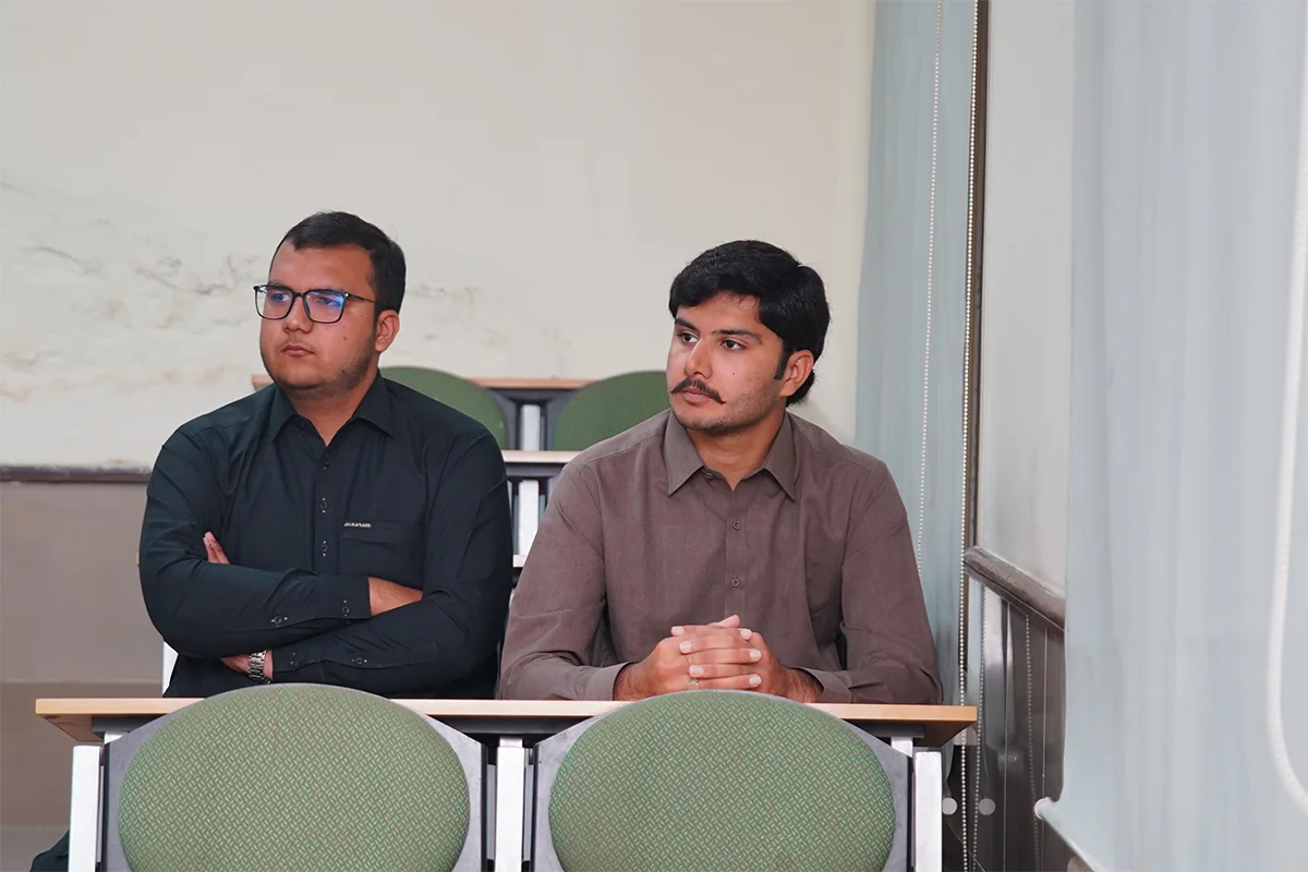 Building Effective Résumés and Cover Letters (4)