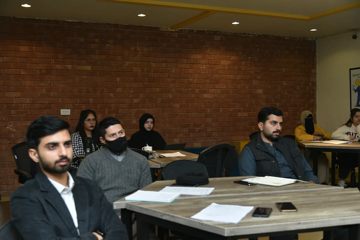 Business Model Design & Product Commercialization Workshop (6)