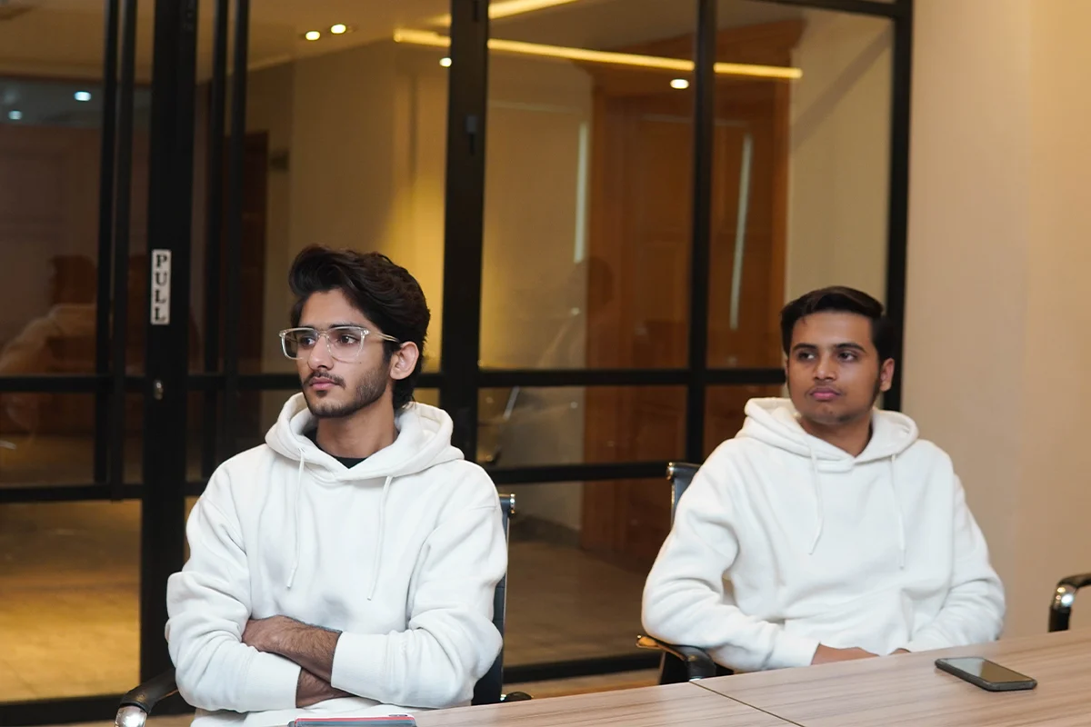 (De)construction of Poetic Thought (9)