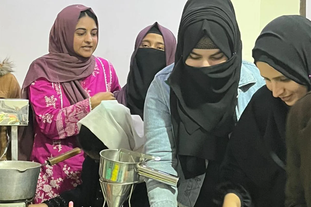 's Educational Visit to Irfan Business Center (1)