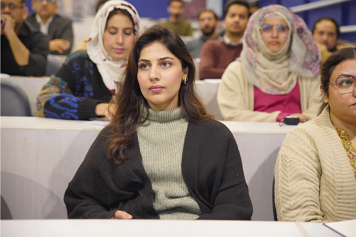 GenAI Training for University Staff to Enable Efficient Workflows (3)