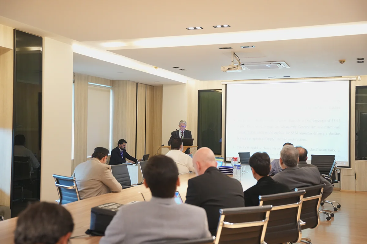 Horizons of Information Technology and Engineering 2 (13)