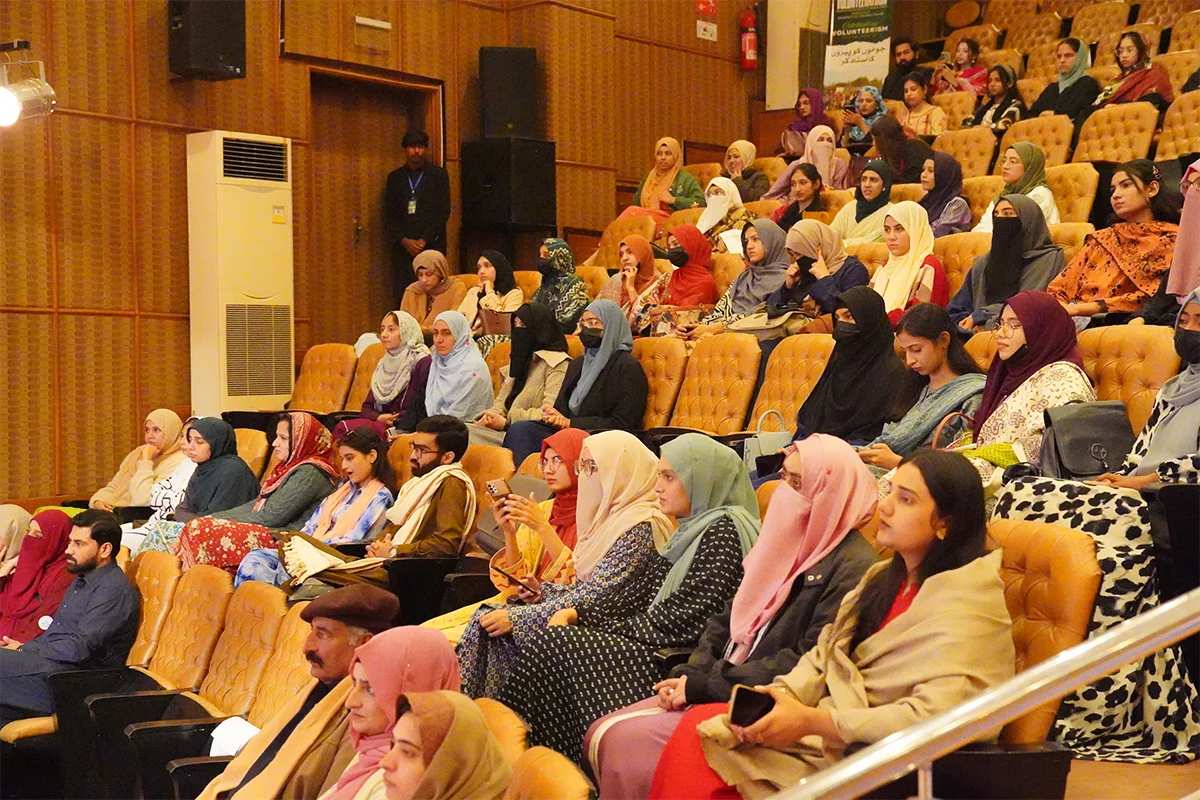 International Volunteer Day (1)