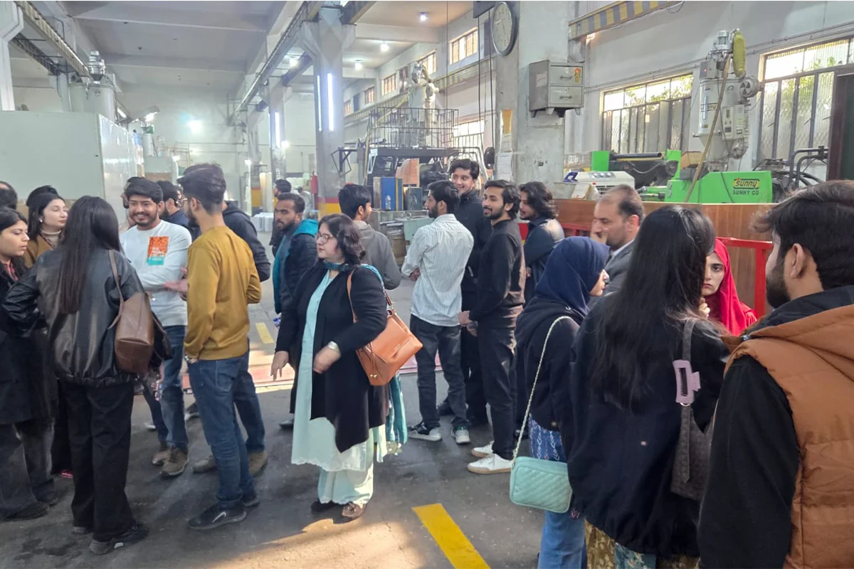 ' Students Industry Visit to Super Asia Group (9)