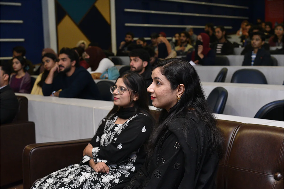 Session on Higher Education Opportunities in Japan (4)