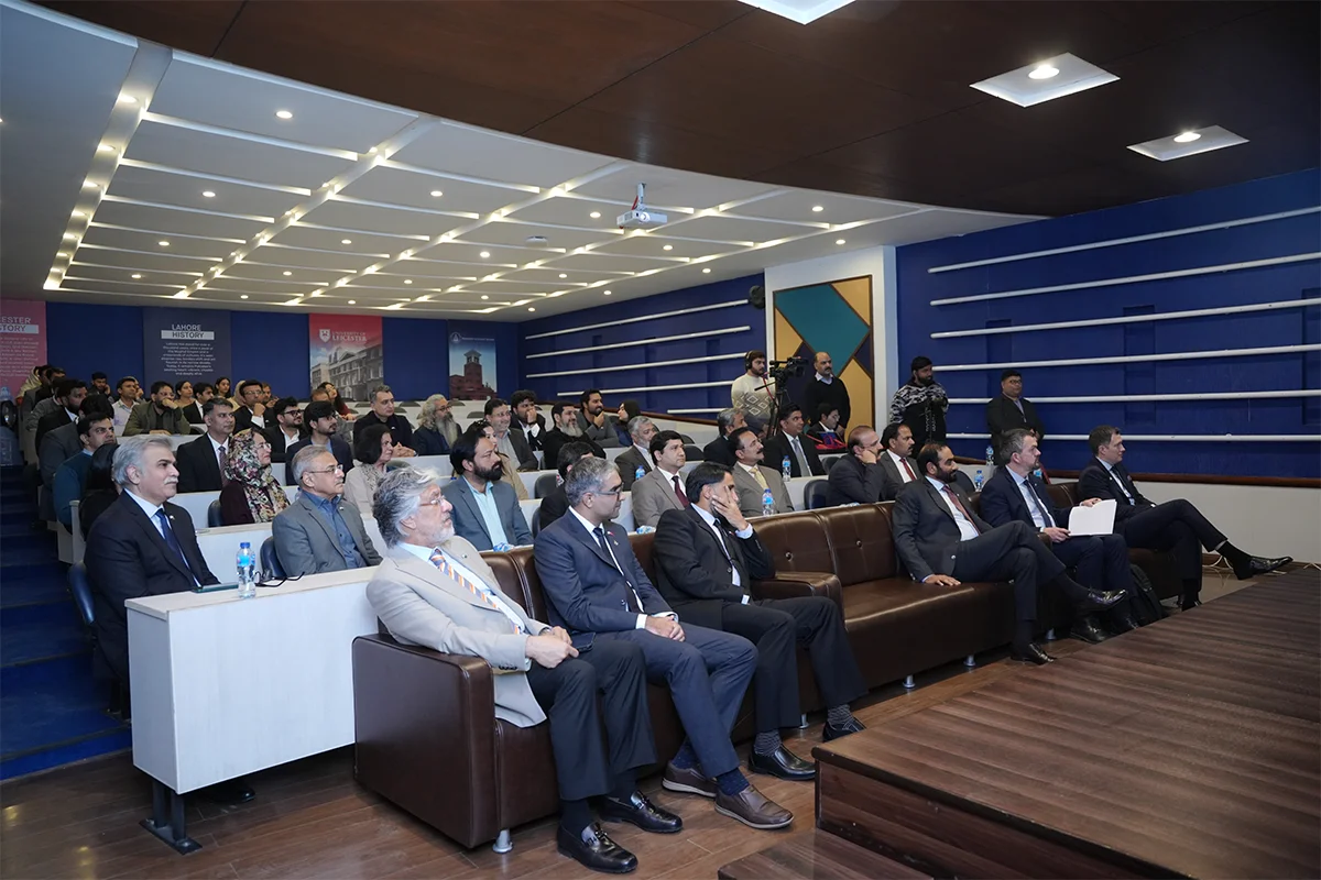 University of Central Punjab and University of Leicester Launch Official (11)