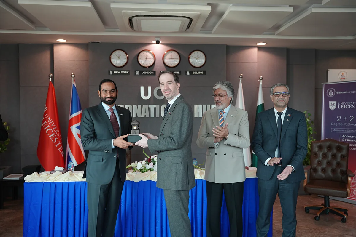 University of Central Punjab and University of Leicester Launch Official (4)