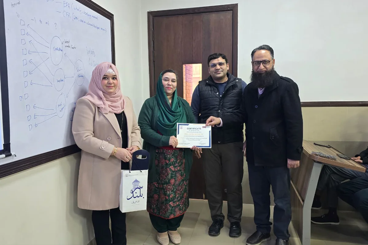 Ace the Interview Secrets to Standing Out with Confidence (4)