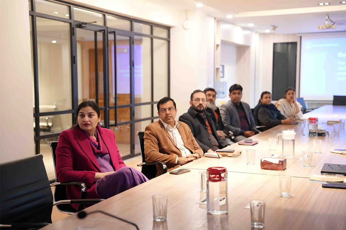 Briefing on International Degree Programs with Deans & Director (5)