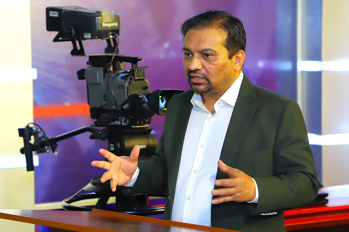 Constructive Storytelling through Digital Media (8)