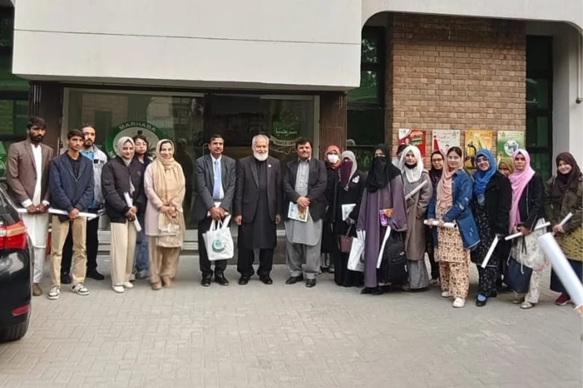 's Industry Visit to Marhaba Laboratories Pvt. Ltd (2)