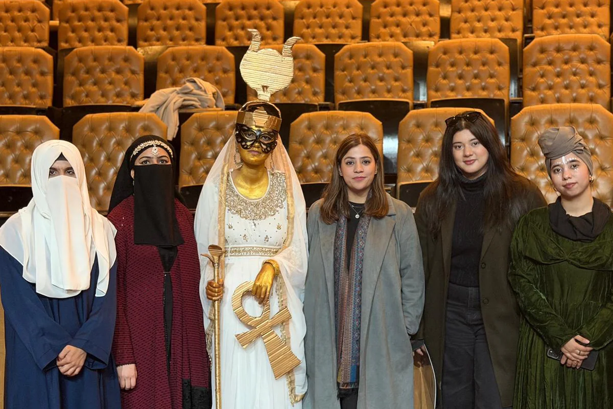 's Project Display (3)