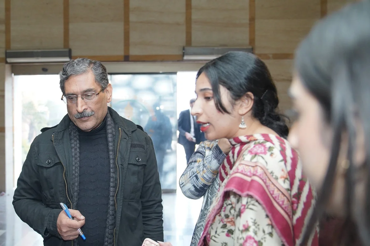 Faculty of Language & Literature’s Research Project (4)