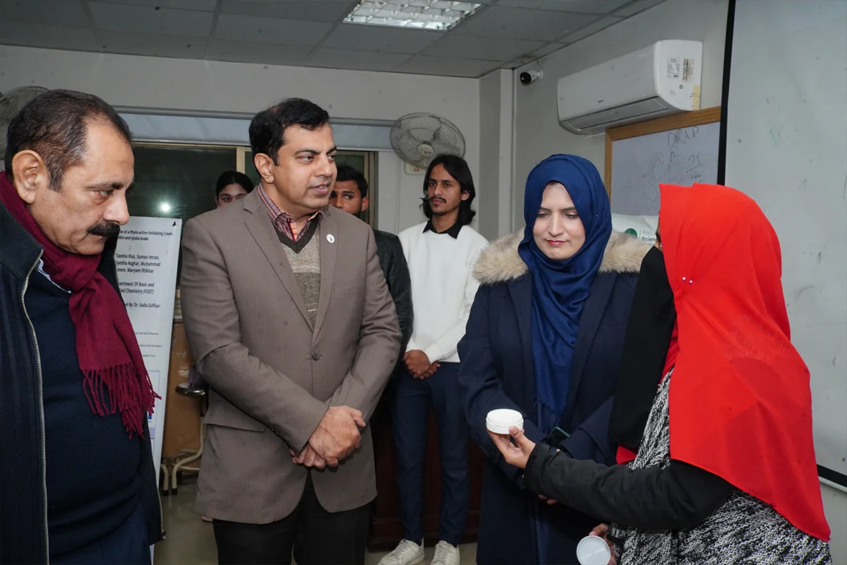 Final Year Project Poster Display (3)