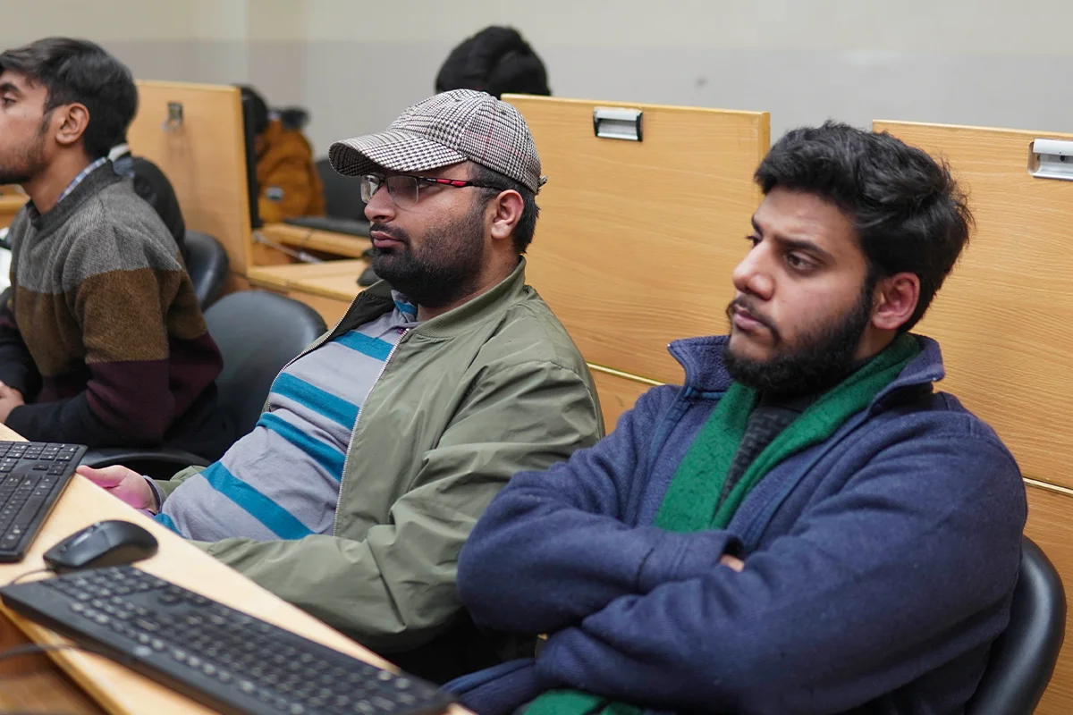 From Frontend to AI How Real Software Is Built in the Industry (3)