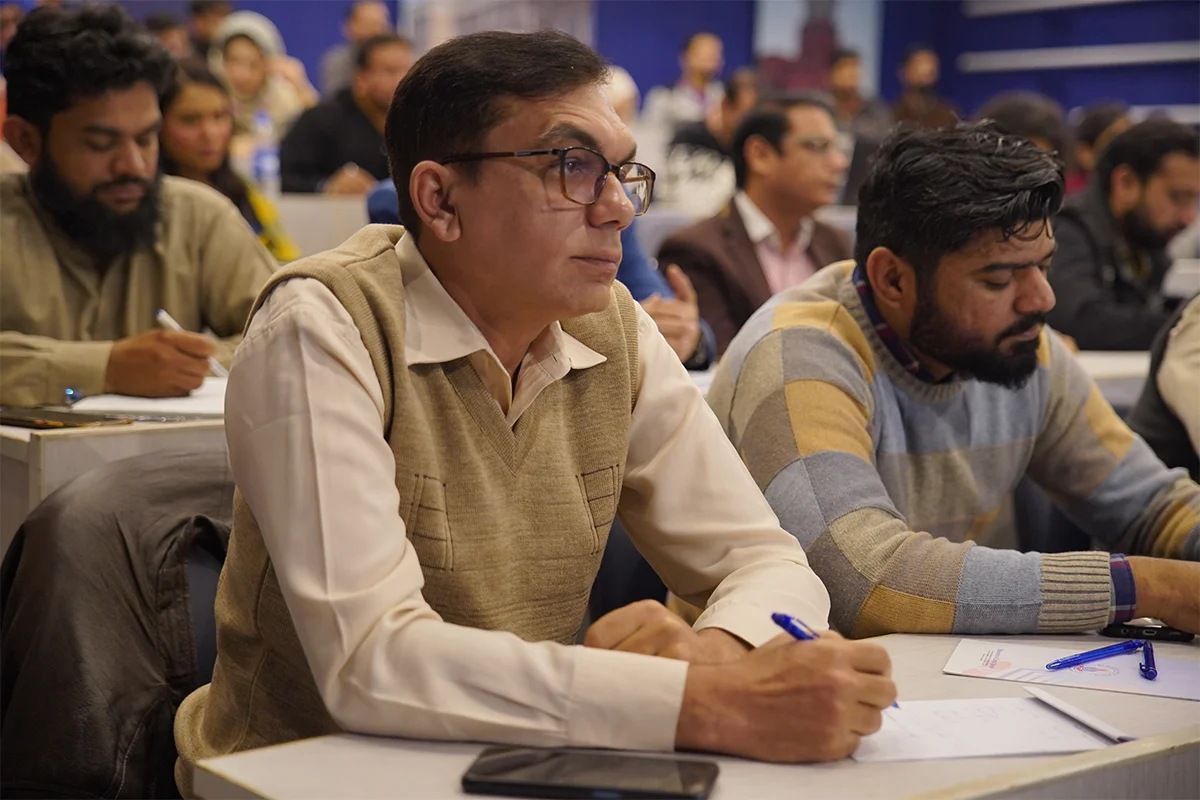 Generative AI Training for Non-Academic Staff (11)