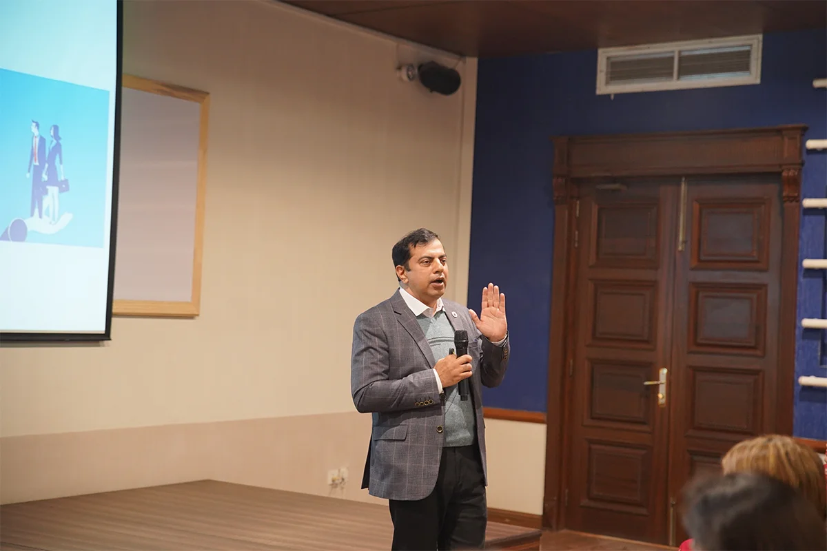 Generative AI Training for Non-Academic Staff (5)