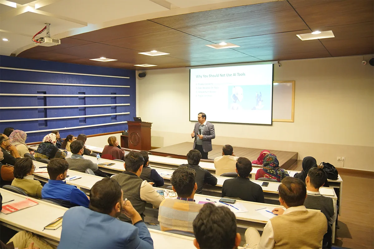 Generative AI Training for Non-Academic Staff (6)