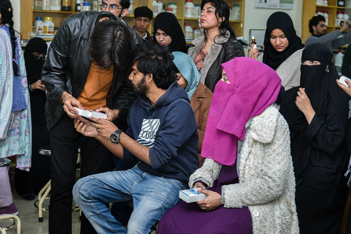 Hands-On Green Cosmetics Workshop (4)