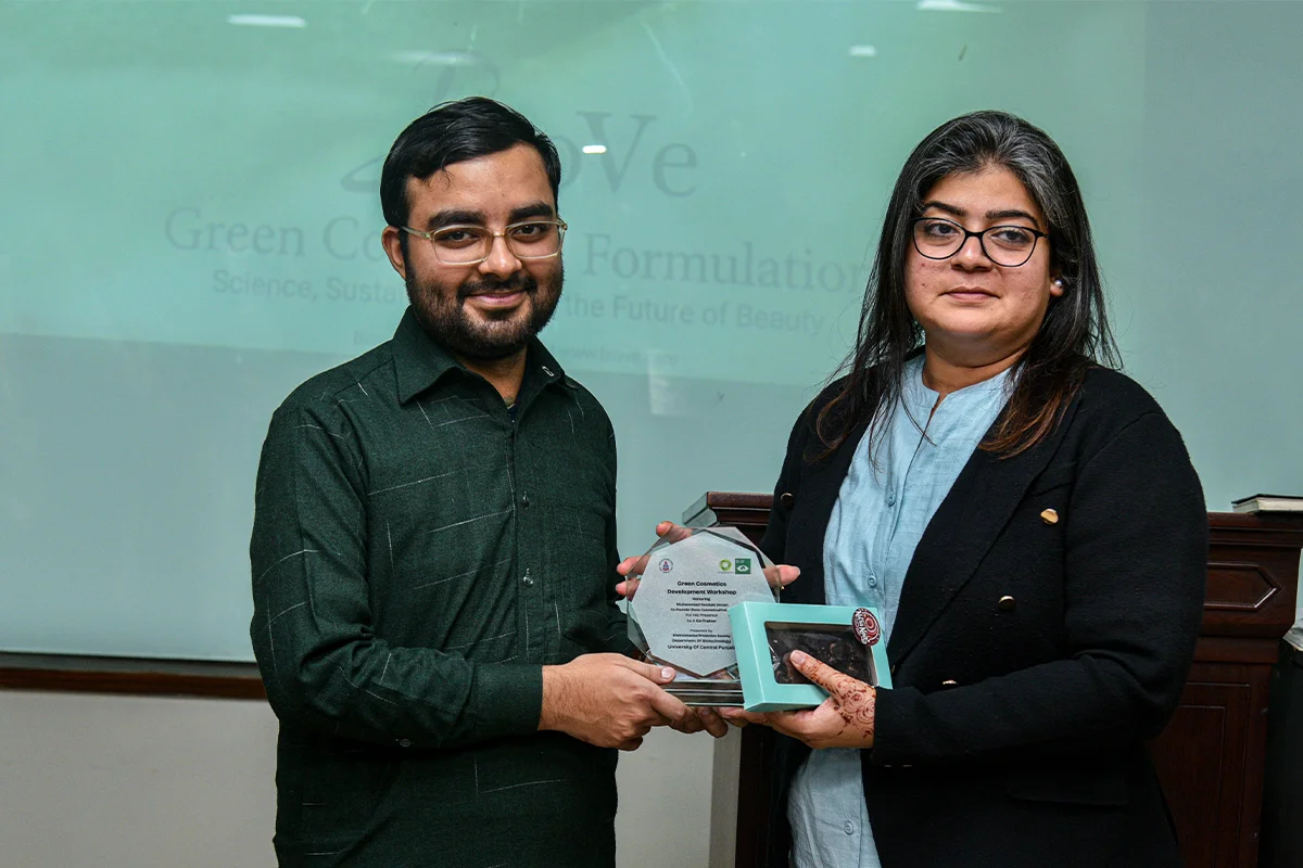 Hands-On Green Cosmetics Workshop (7)