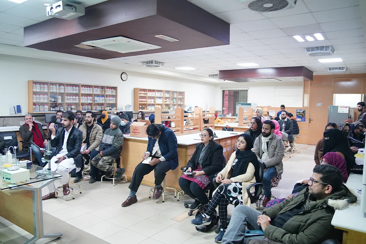 Hands-On Perfume & Scent Making Workshop (1)