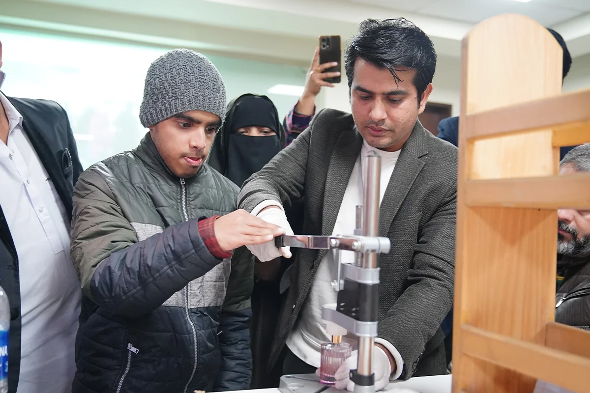 Hands-On Perfume & Scent Making Workshop (8)