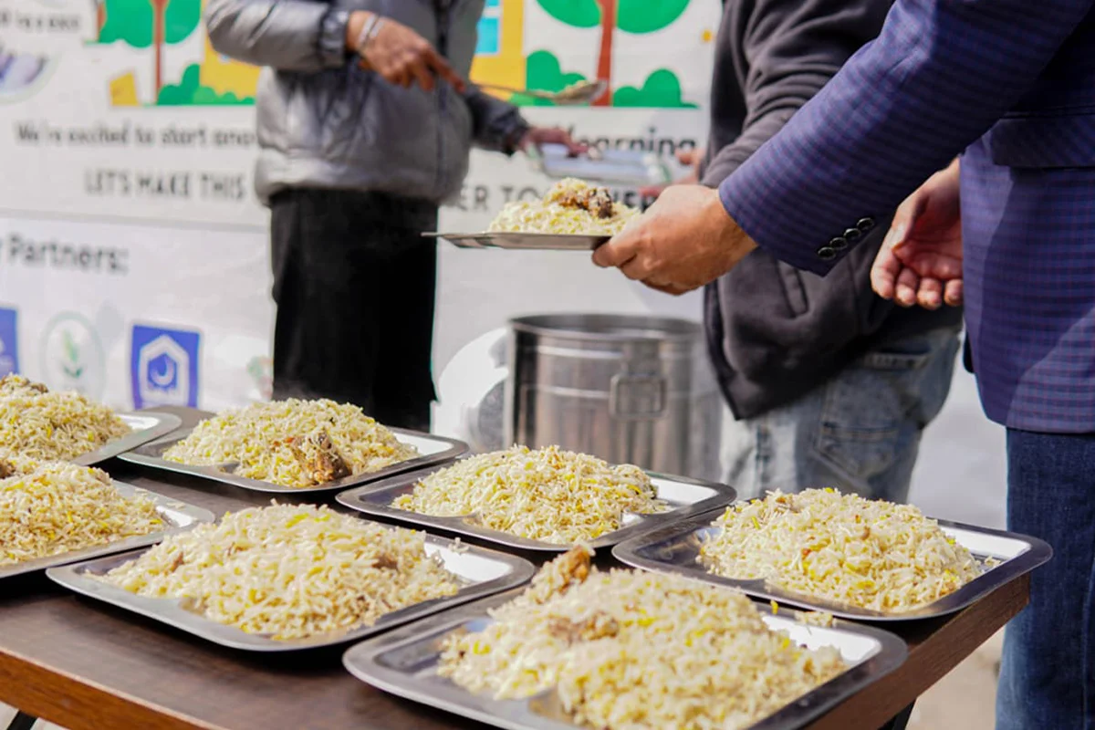 IBTIDA Food Drive with Allah Walay Trust (2)