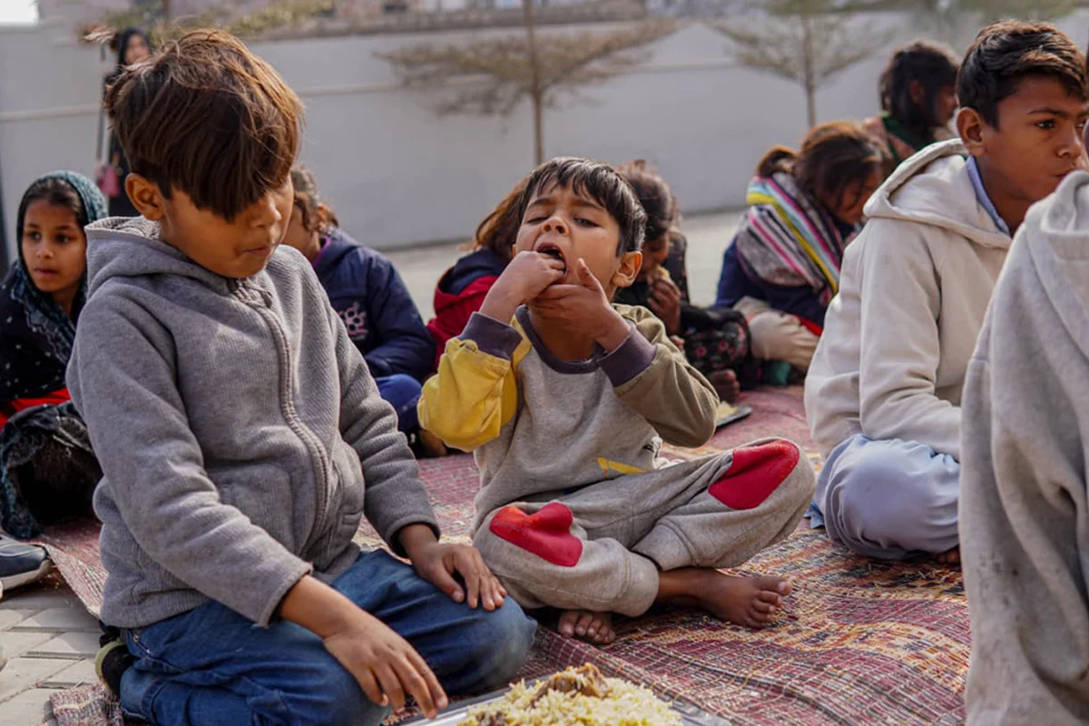 IBTIDA Food Drive with Allah Walay Trust (3)