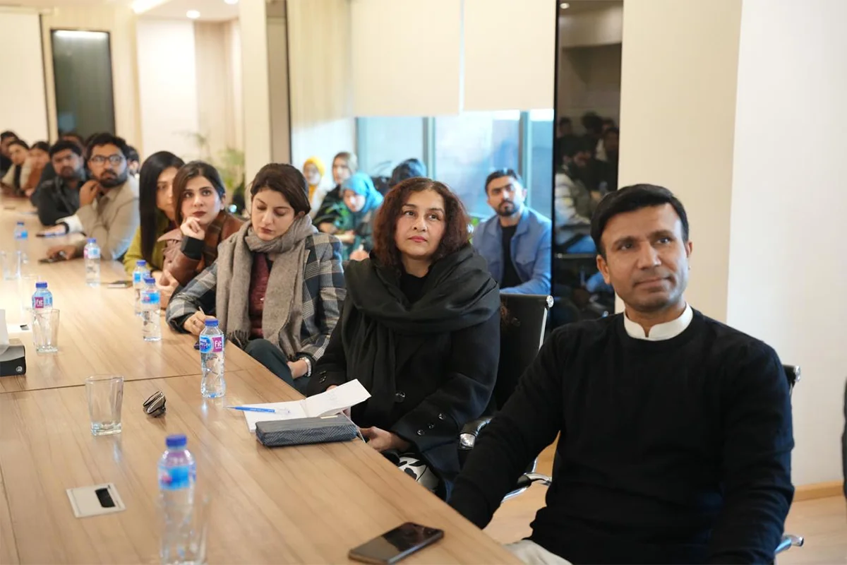 International Symposium on Publishing and Research Resources (11)