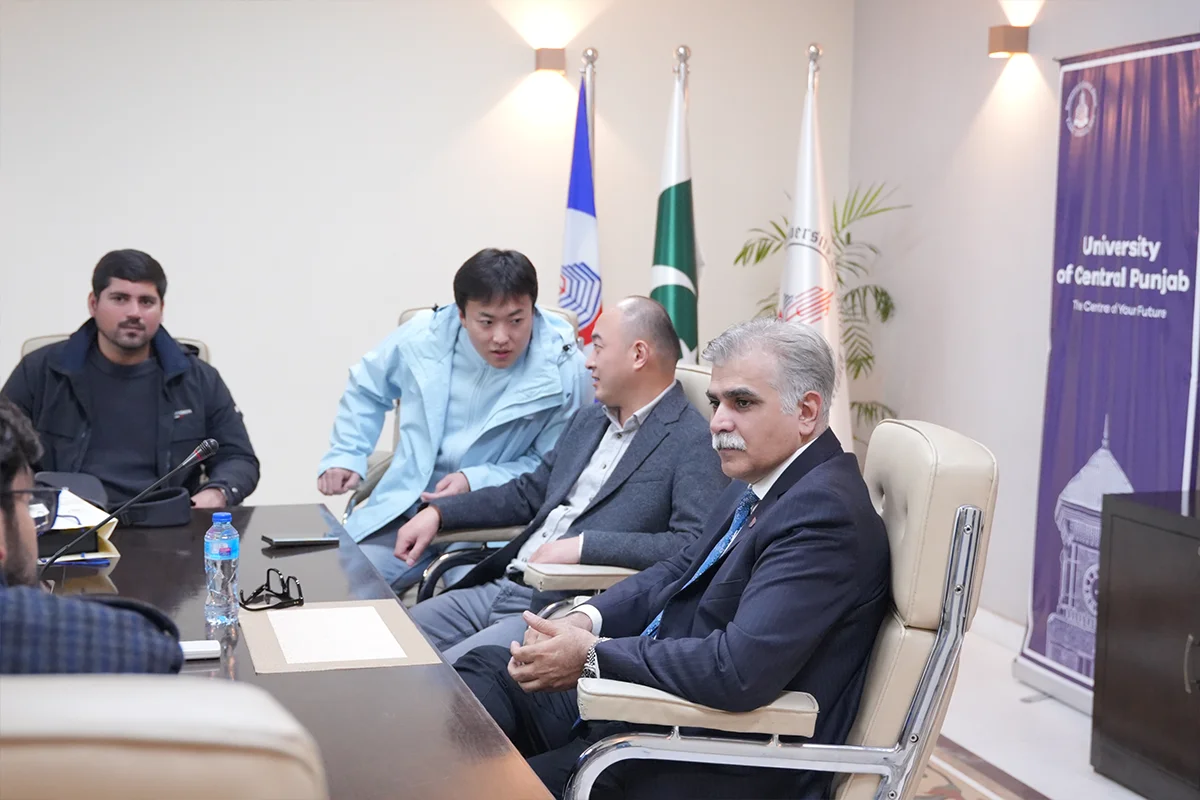 OPPO Leadership Visited University of Central Punjab (4)