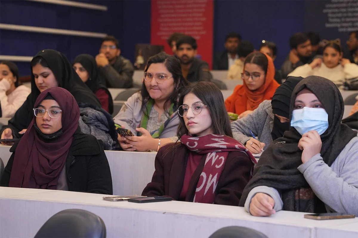 Smog Pollution in Lahore Causes, Consequences, and Control (From Sampling to Solutions) (10)