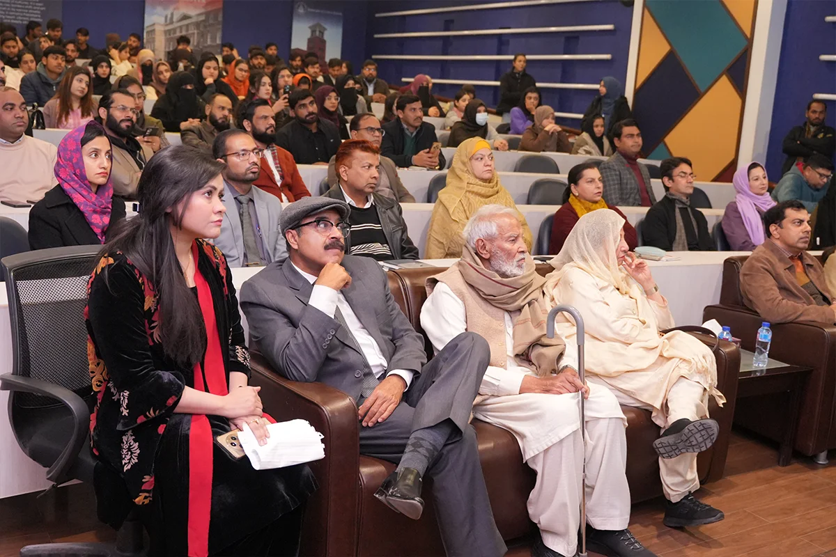 Smog Pollution in Lahore Causes, Consequences, and Control (From Sampling to Solutions) (6)