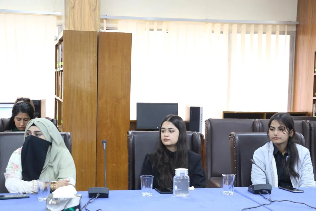 Department of International Relations & Political Science Students’ Educational Visit (7)