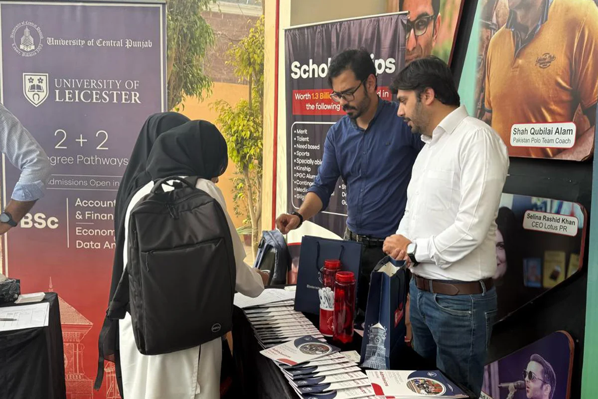 's Outreach Campaign at LACAS Career fair (5)