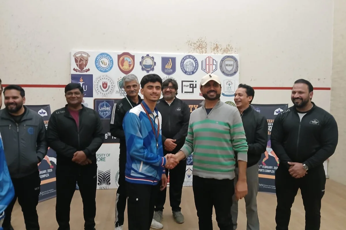 University of Central Punjab won the Lahore Intervarsity League Squash Championship at LUMS (6)