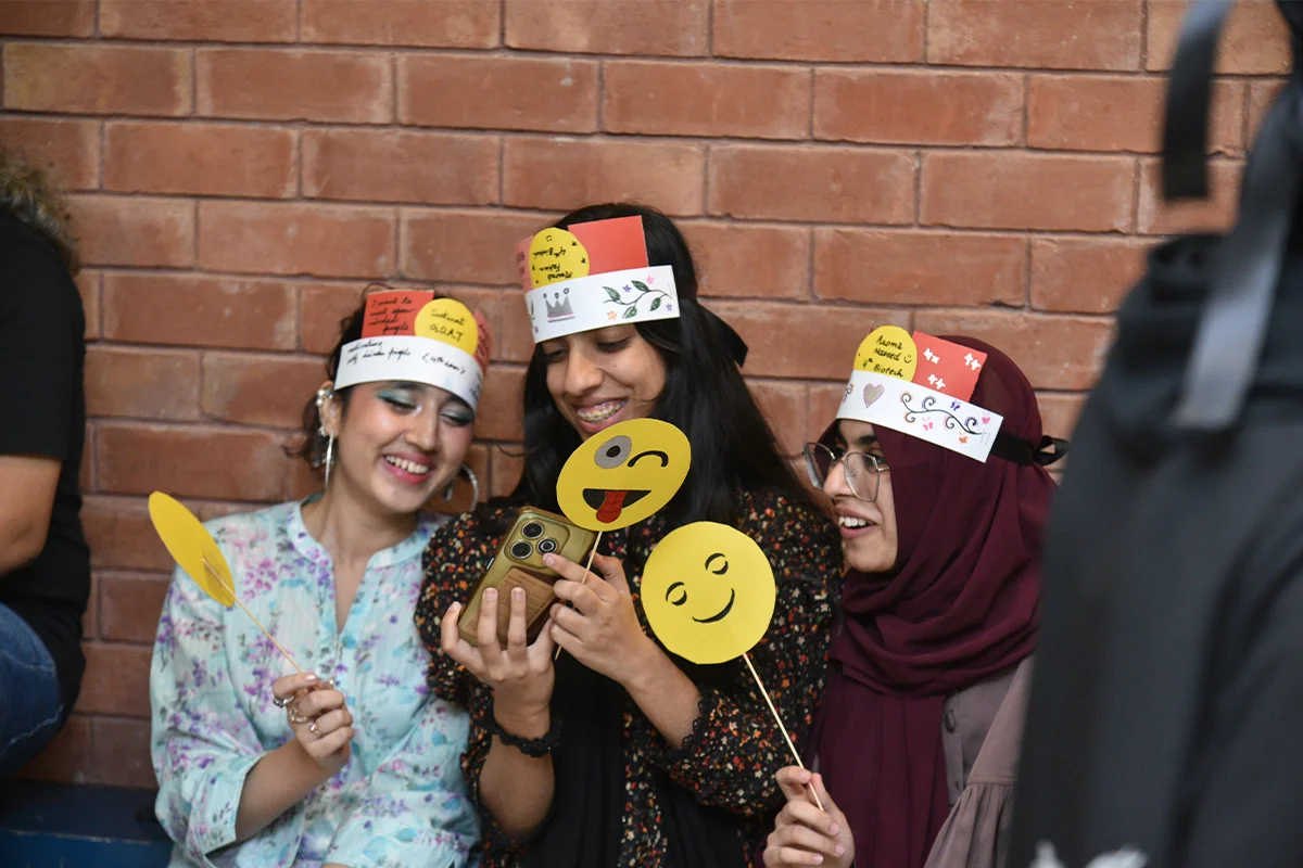 60 Seconds Pitch and Connect (12)