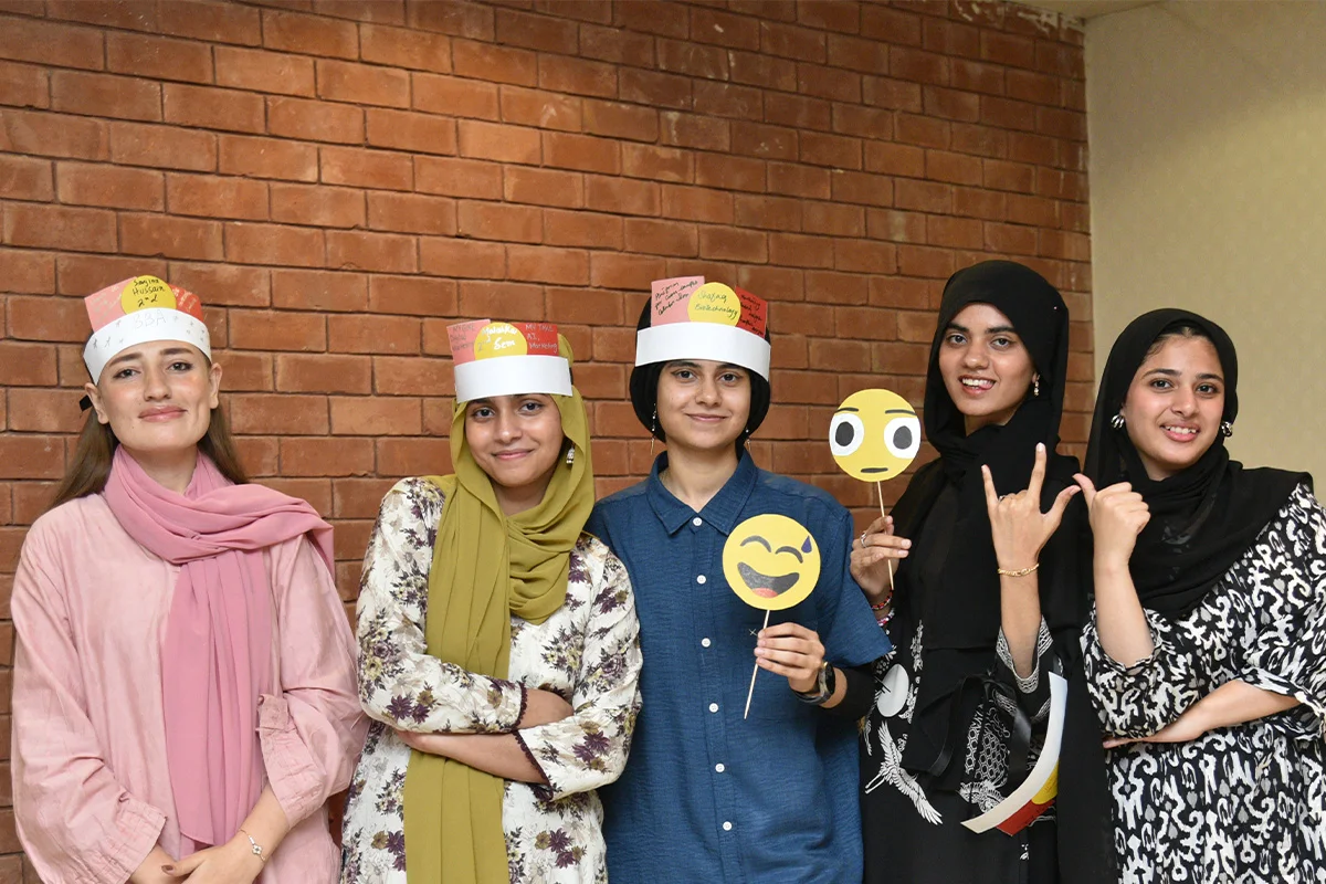 60 Seconds Pitch and Connect (14)