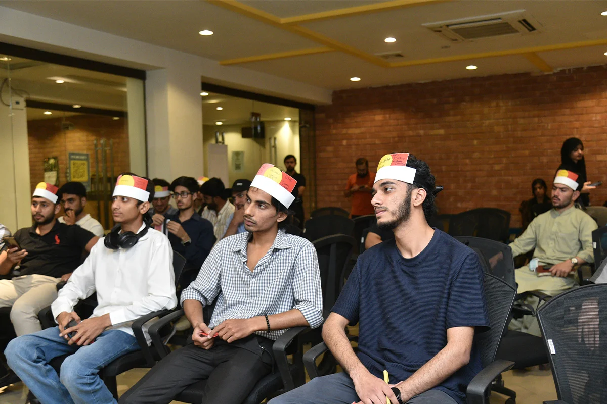 60 Seconds Pitch and Connect (16)