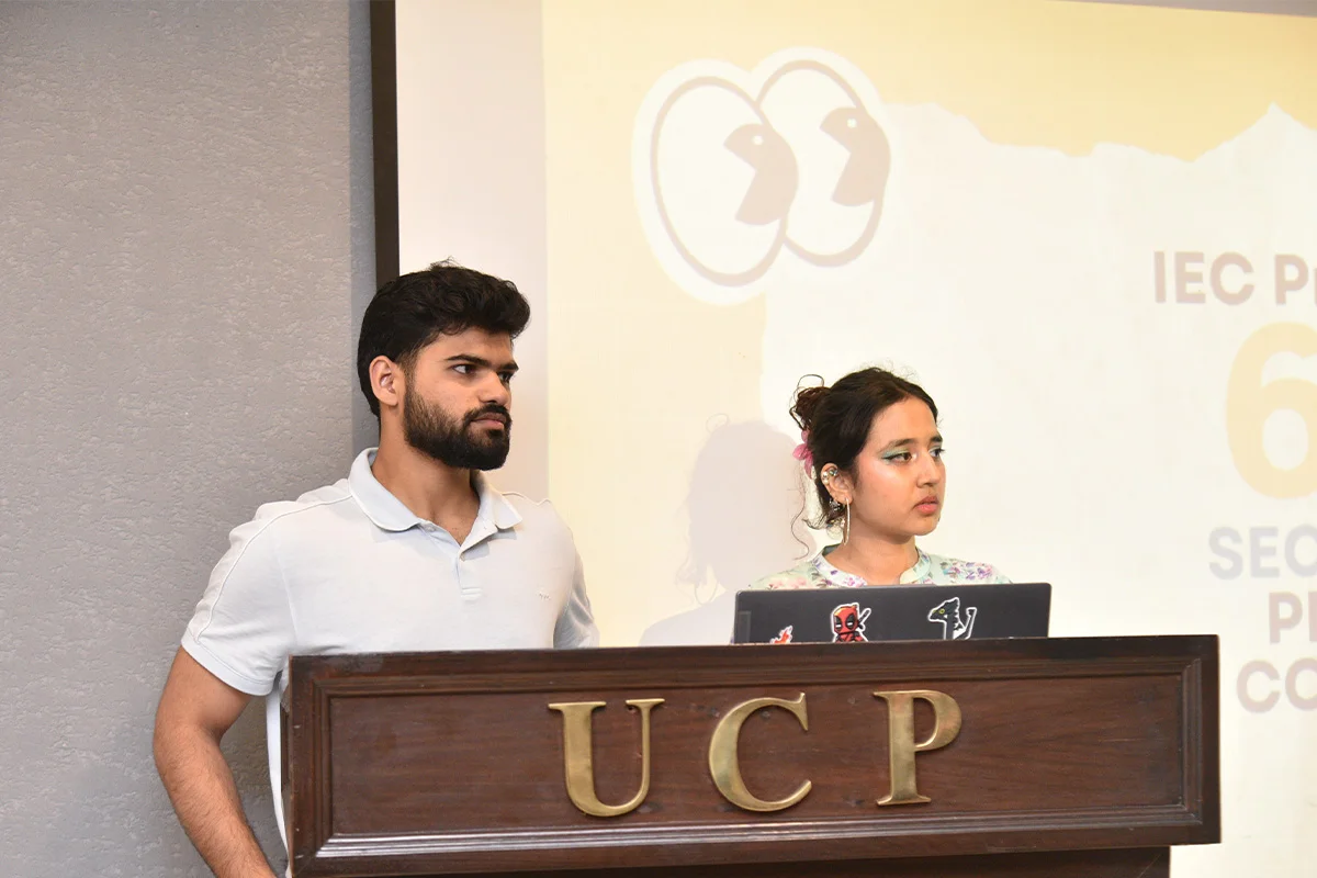 60 Seconds Pitch and Connect (17)