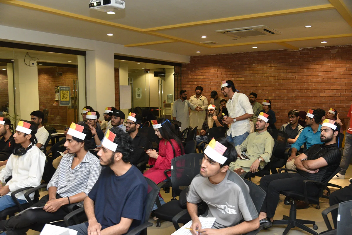 60 Seconds Pitch and Connect (8)