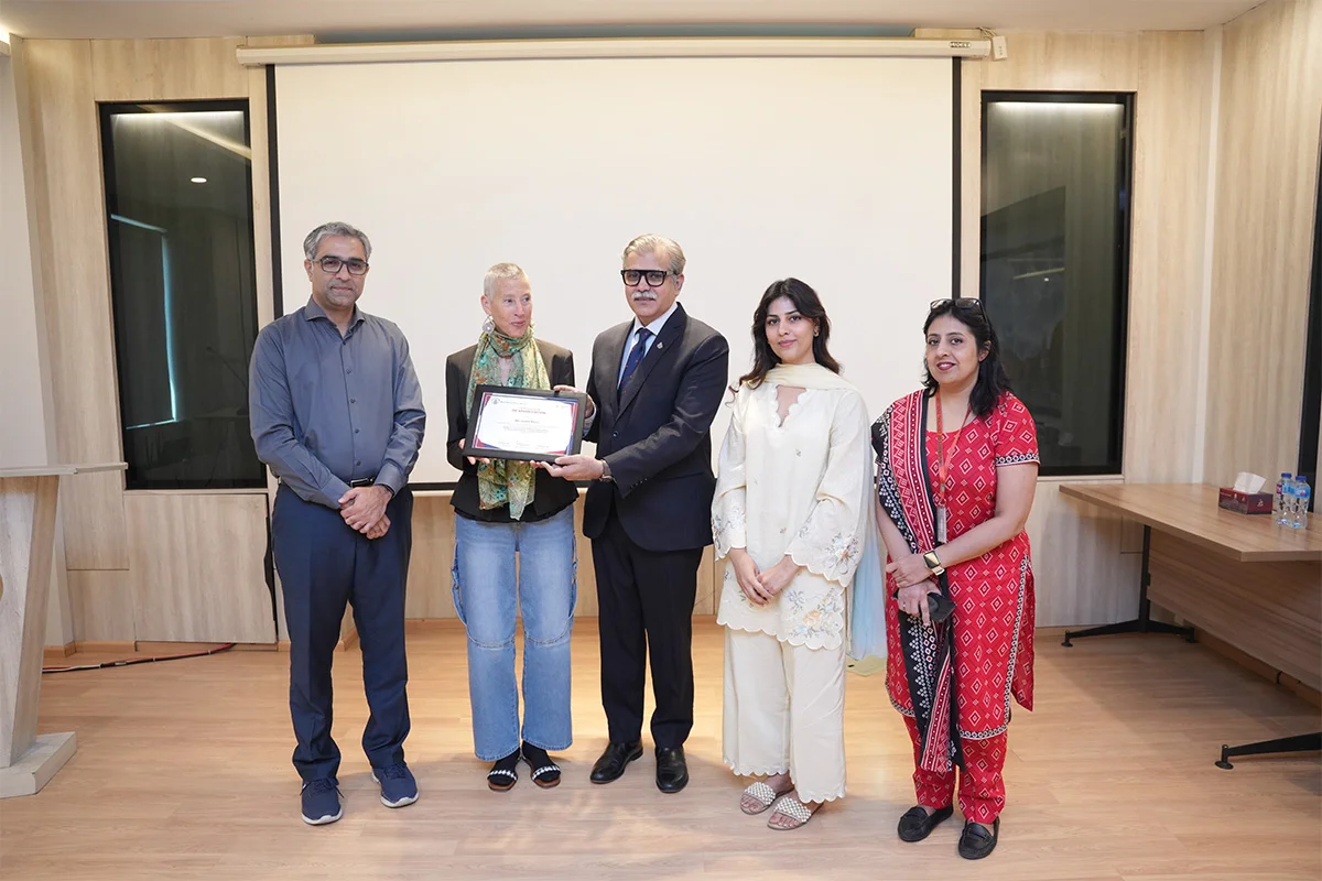 Academic Voice & Influence (12)