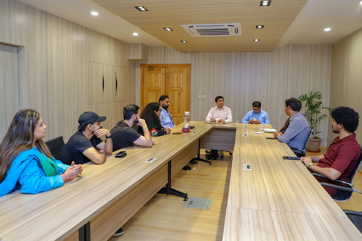 's Alumni Association Meeting (9)