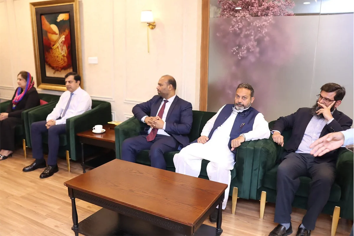 Prof. Dr. Muhammad Akhyar Farrukh’s Participation in LCCI and HEC Leadership Meeting (1)