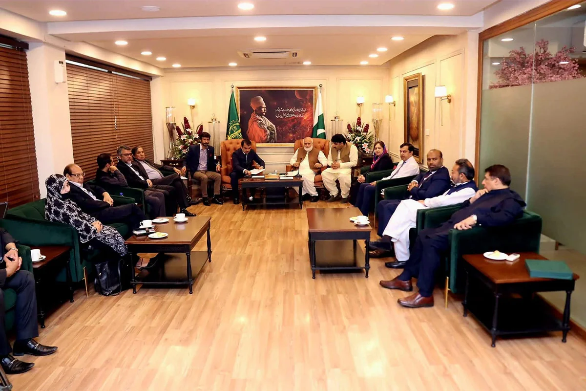 Prof. Dr. Muhammad Akhyar Farrukh’s Participation in LCCI and HEC Leadership Meeting (4)