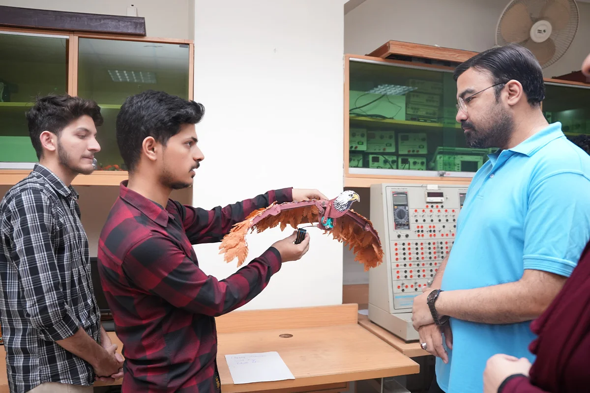 Robotics Design & Creativity (2)