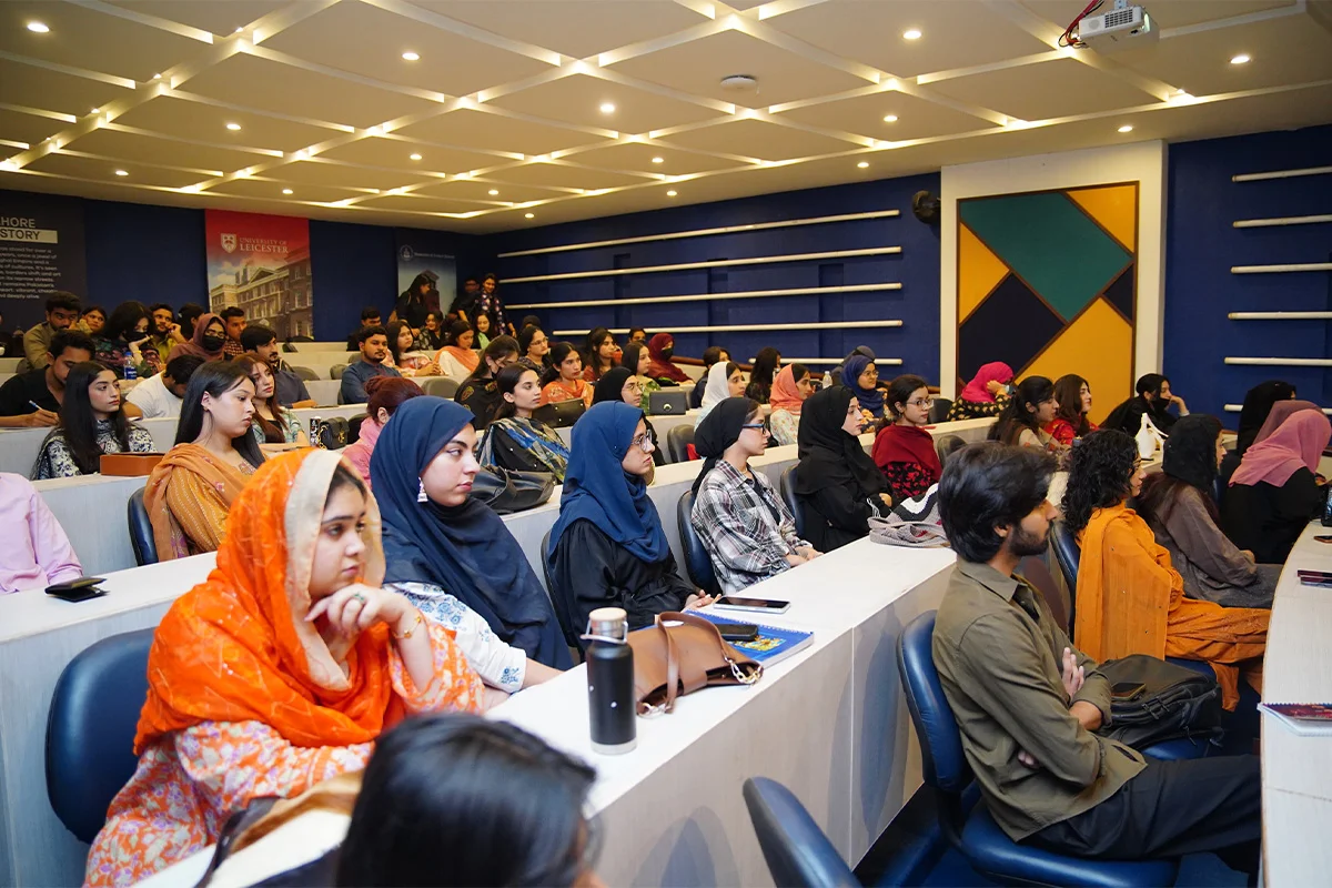 The Role of Artists & the Presence of Socio-Political Content (4)